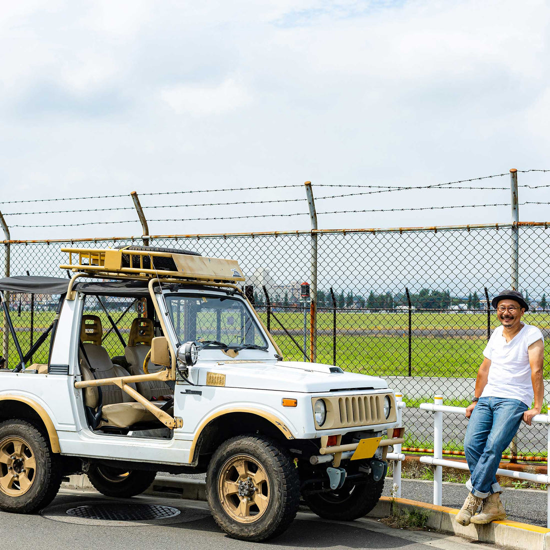 サファリルックの使い込まれた“道具”〈’92 SUZUKI JIMNY 11C〉